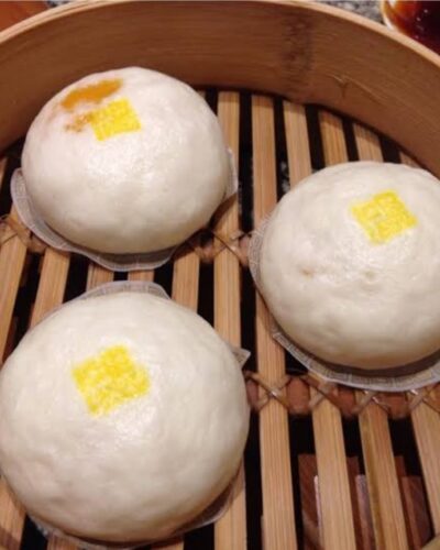 cream custard bun